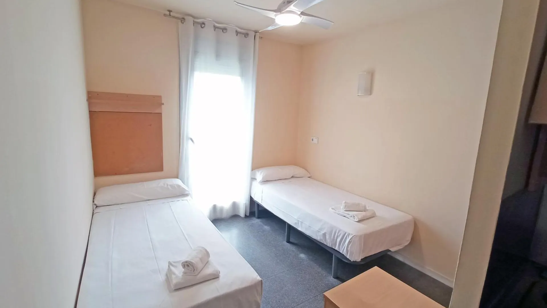 Residencia Universitaria Resa Campus Del Mar Spain